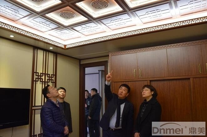 張董介紹鼎美頂墻集成產品 張董介紹鼎美頂墻集成產品